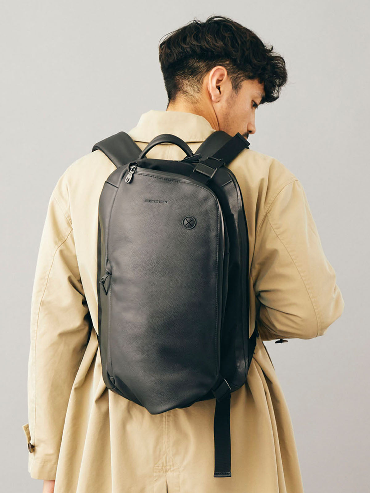 BROSKI AND SUPPLY Adjust multi backpack18000円になりませんか